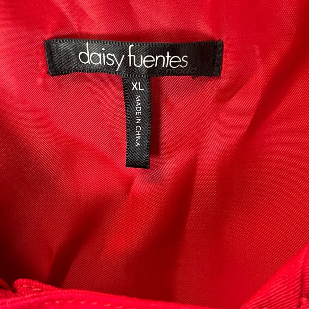 Daisy Fuentes Vibrant Red Double-Breasted Pea Coat - Picture 4 of 7